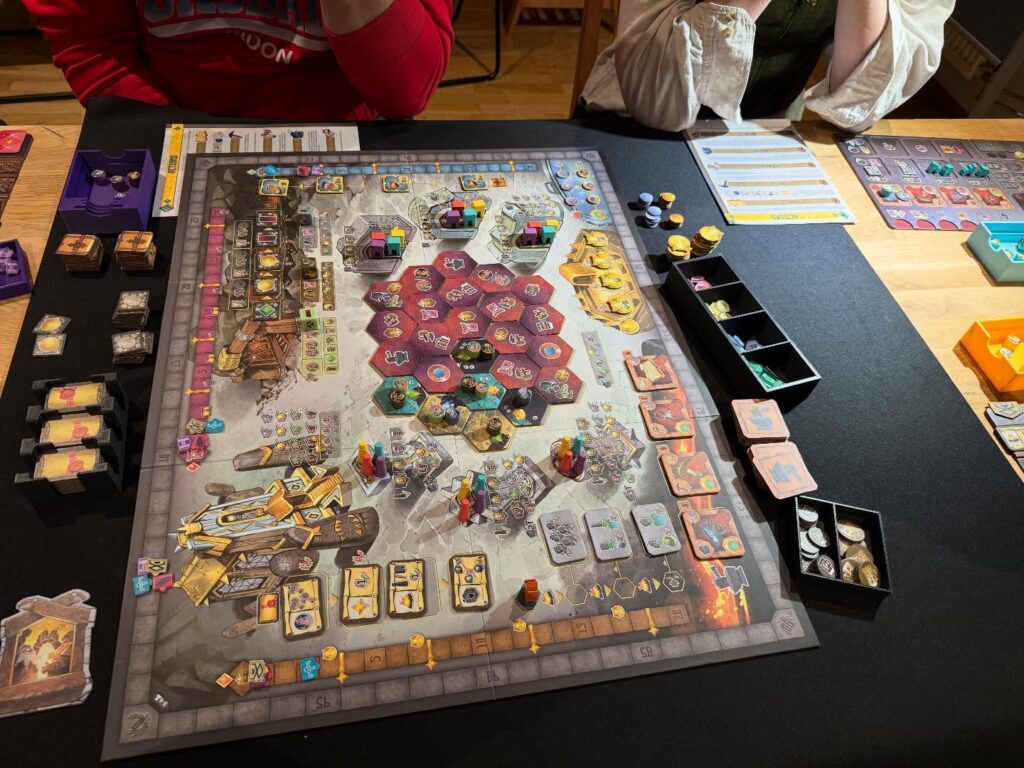 Efter en andra spelning av Covenant m&aring;ste jag erk&auml;nna att det &auml;r ett riktigt bra spel. P&aring; fyra mycket roligare &auml;n p&aring; tv&aring;!